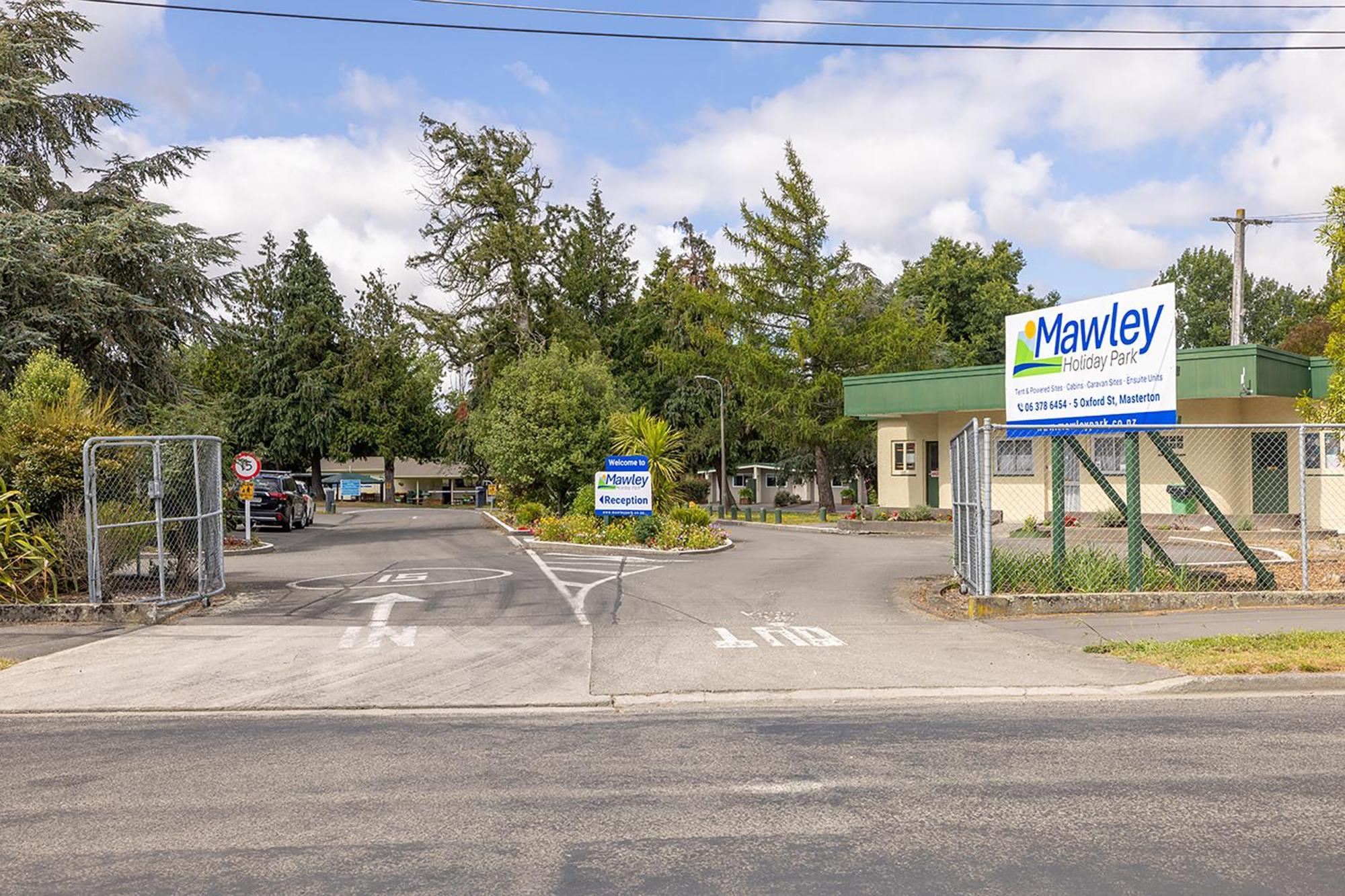 Mawley Holiday Park Masterton Exterior photo